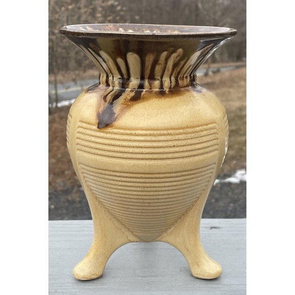 Antique Early 20th C. TECO Ribbed Tripod Footed Yellow Glazed Art Deco Pottery - Picture 5 of 16